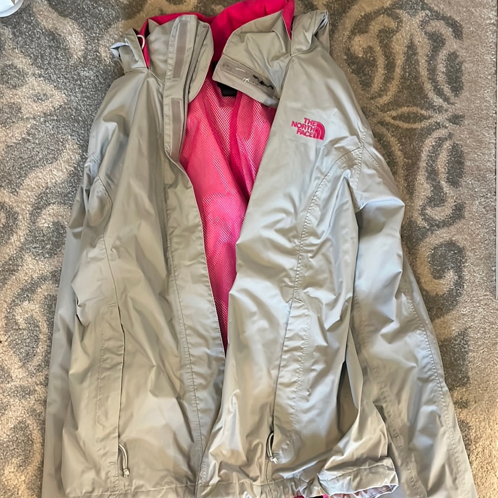 The North Face Rain Coat Womens Size Small Pink and Grey